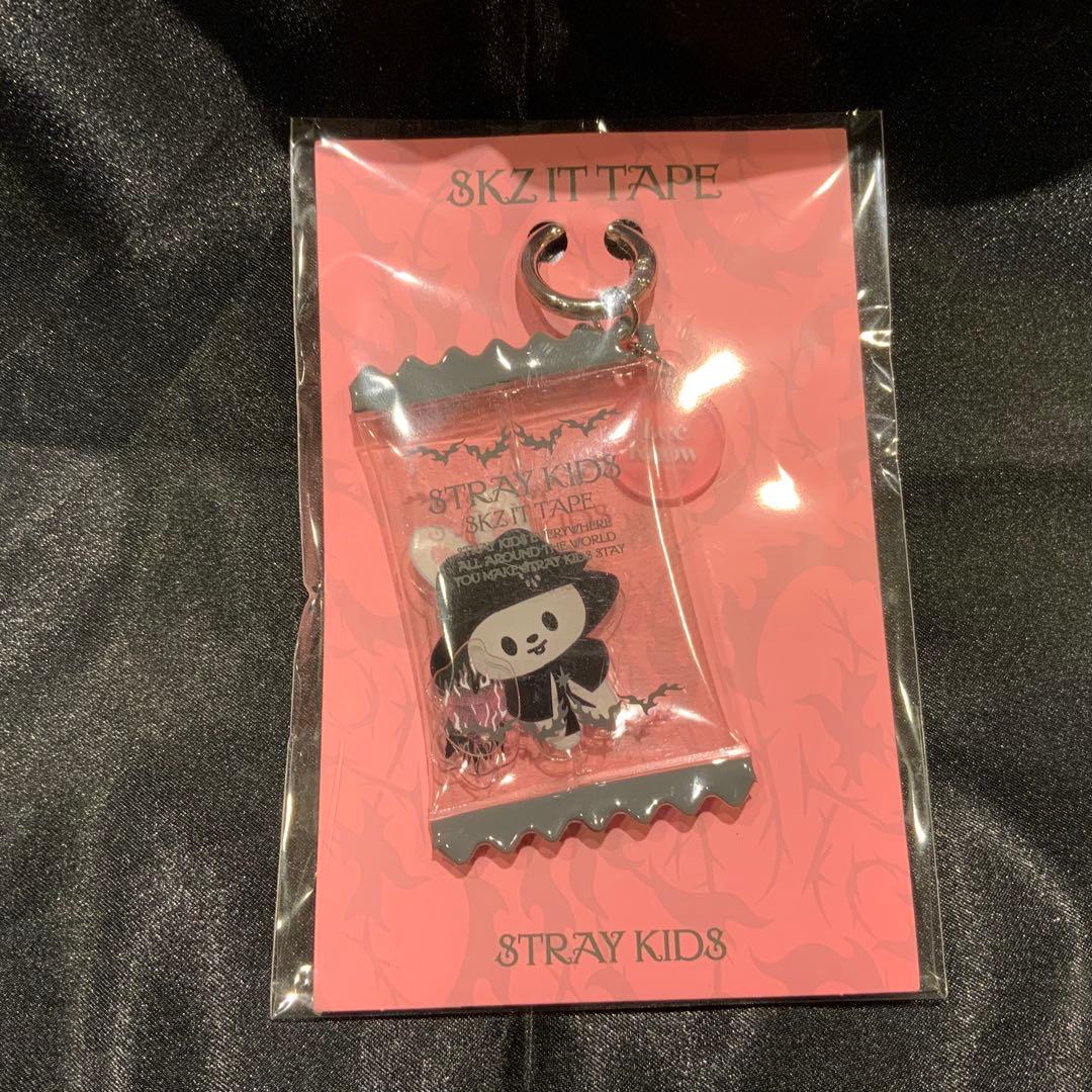 スキズ DO IT SKZOO シェイカーキーリング リービット リノ - メルカリ