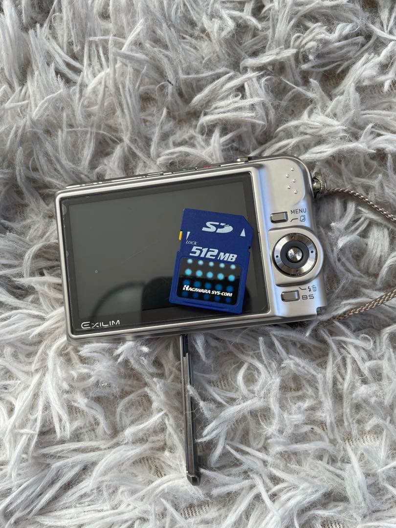 デジタルカメラ CASIO EXILIM 10.1mega pixels