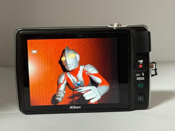 ☆極上品☆ ニコン NIKON COOLPIX S4300 シェルホワイト