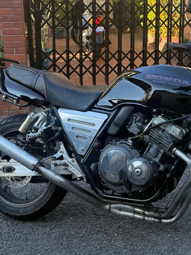 OVER RACING nc31 サイドカバー OVER RACING サイドカバー のパーツレビュー | CB400SF Ver.S(さしょう