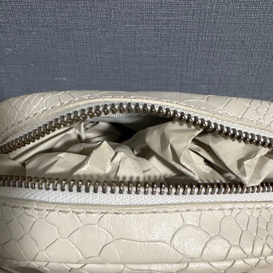 Supreme×Nike Leather Shoulder Bag(白) - メルカリ