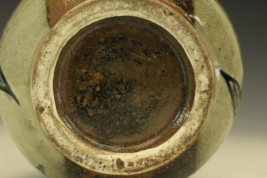 萬屋焼 やちむん 金城一門 魚紋 一輪挿し 花瓶 在銘(メ1285) - メルカリ