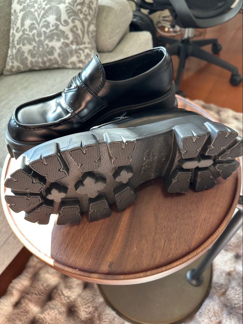 PRADA メンズモノリスブラッシュドレザー　8.5 (27.5cm)