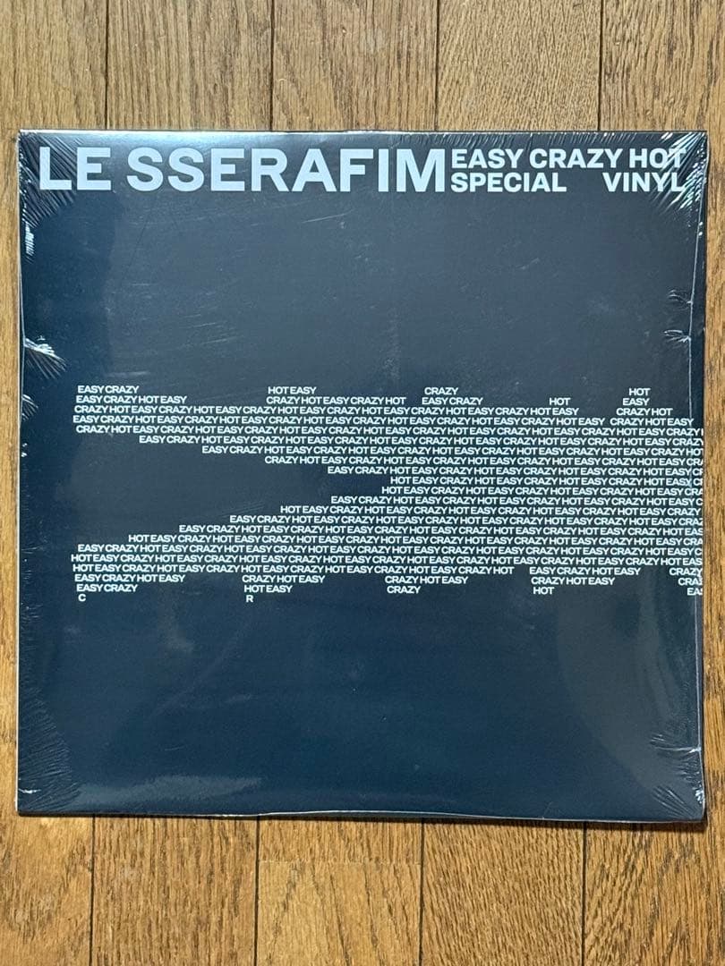 K-POP・アジア EASY-CRAZY-HOT SPECIAL VINYL CARBONBLACK LE SSERAFIM - [EASY CRAZY HOT] Special Vinyl CARBON BLACK Version