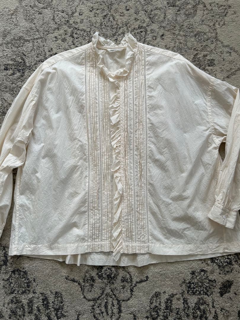 toujours レースピンタックラッフルシャツ TOUJOURS トゥジュー ファインヤーン コットンクロス レース