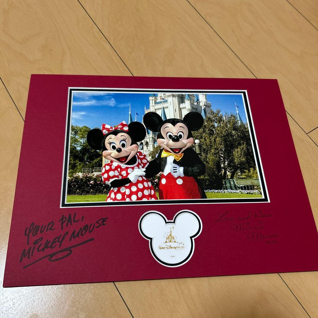 ディズニーワールド ミニーマウス直筆サイン入り - メルカリ