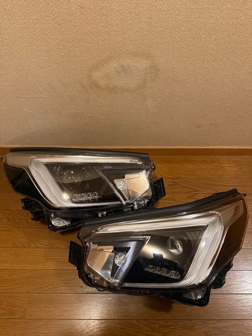 ※破損無し【美品】フォレスター後期ヘッドライト左右セット SUBARU（スバル） フォレスター SJ SJ5 SJG LED ヘッドライト 左右