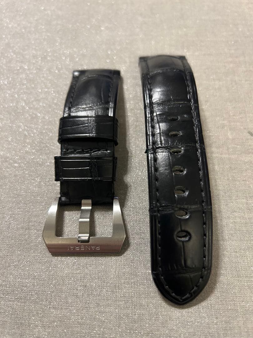 【最終価格】パネライ　アリゲーター　24mmベルト CASSIS（カシス） 腕時計ベルト バンド パネライ用 裏面防水