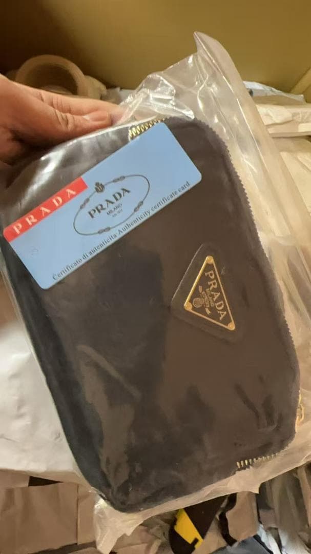 PRADA 黒ナイロンバッグ ナイロン キャンバス ブラック トートバッグ|古い買取実績|キズ・汚れ