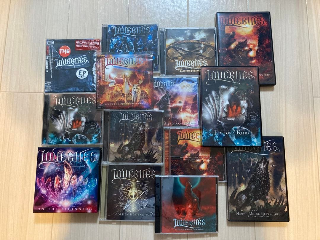 LOVEBITES CD＆DVDセット LOVEBITES | ノッキン・アット・ヘヴンズ・ゲイト ～ライヴ・イン