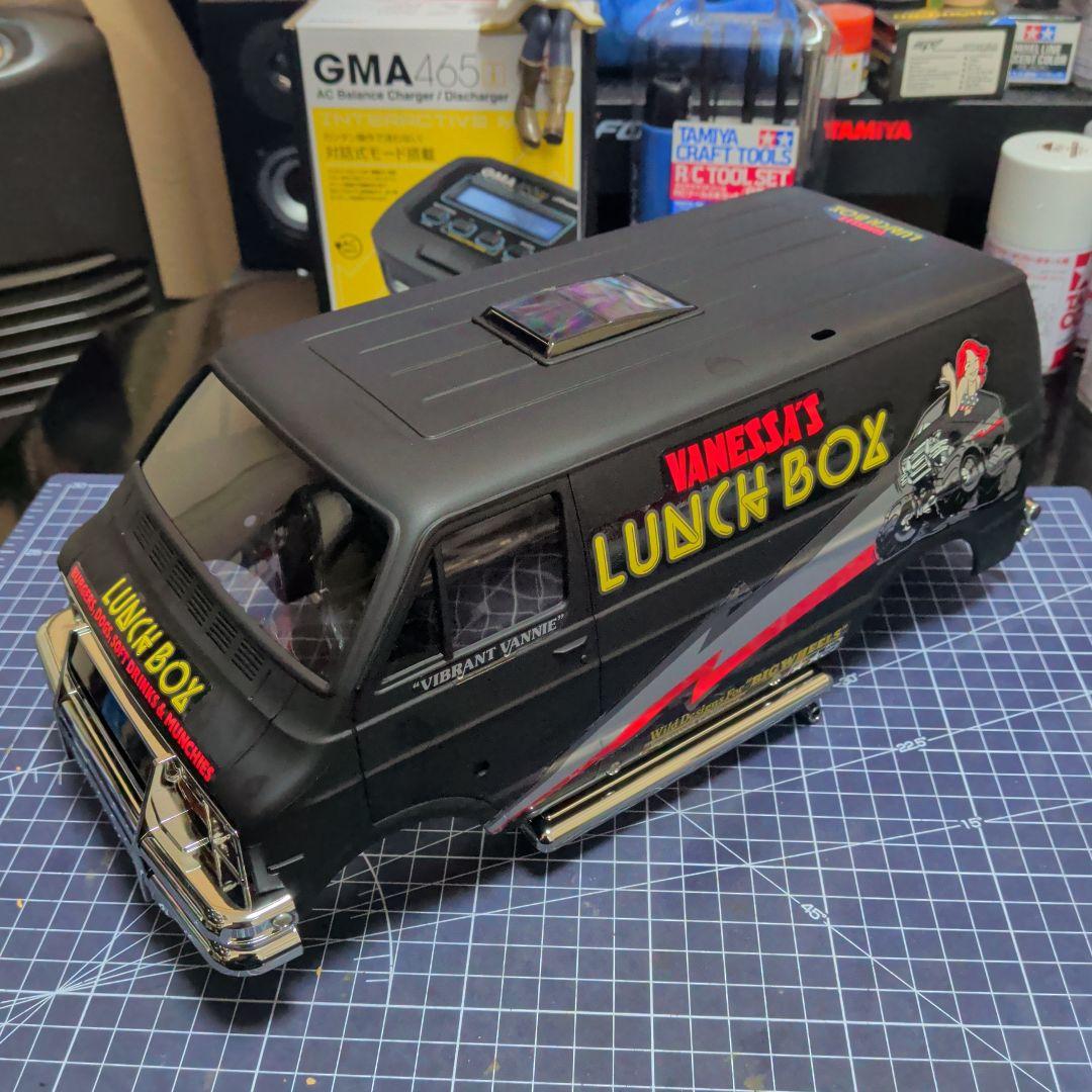 タミヤ ランチボックス ブラックエディション フルベア、サーボ、LED