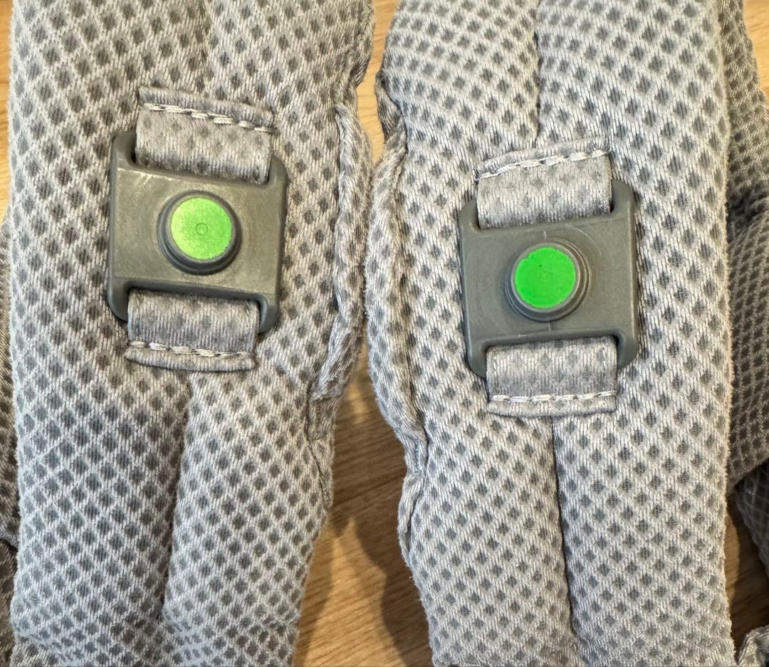 mii様【美品】nuna ヌナ カドルクリック 抱っこ紐 / 色:フォグ - メルカリ