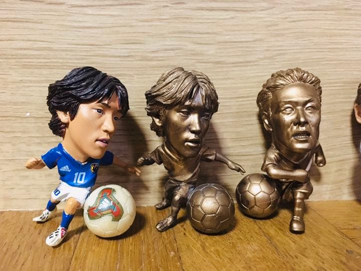 サッカー選手 フィギュア 8体 - メルカリ