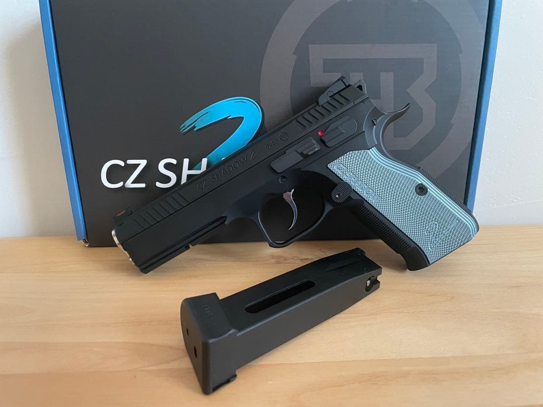 カーボネイト CZ SHADOW 2 CO2 GBB マガジン2本付き
