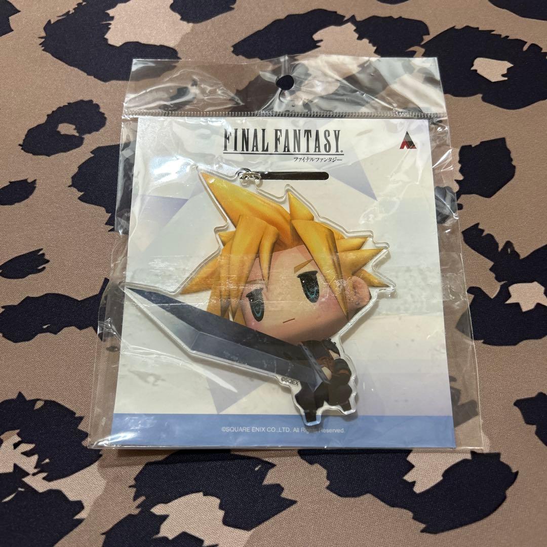 日*0様 ファイナルファンタジー ビッグアクリルキーホルダー クラウド