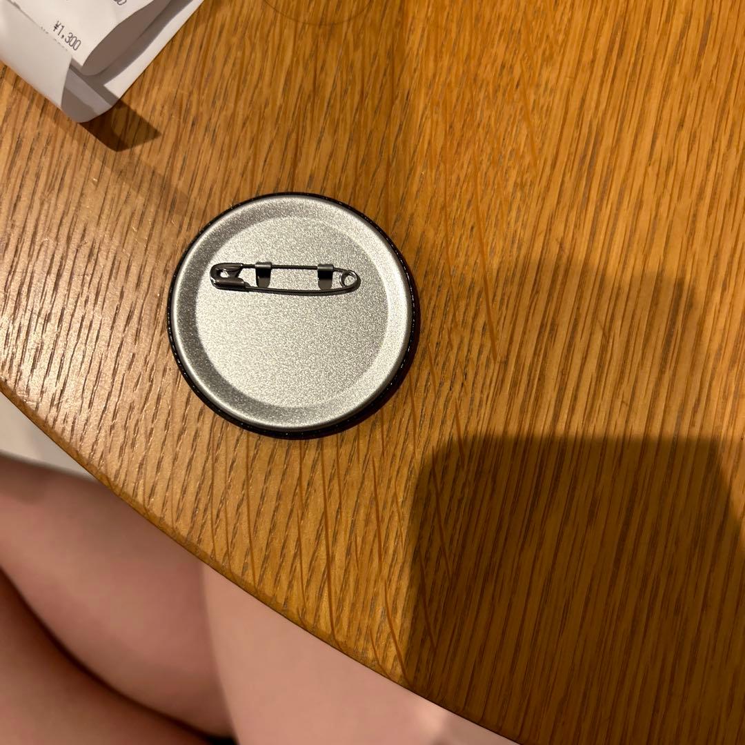 いれいす りうら 缶バッジ 愛をありがとう 愛あり デフォ 4周年 - メルカリ