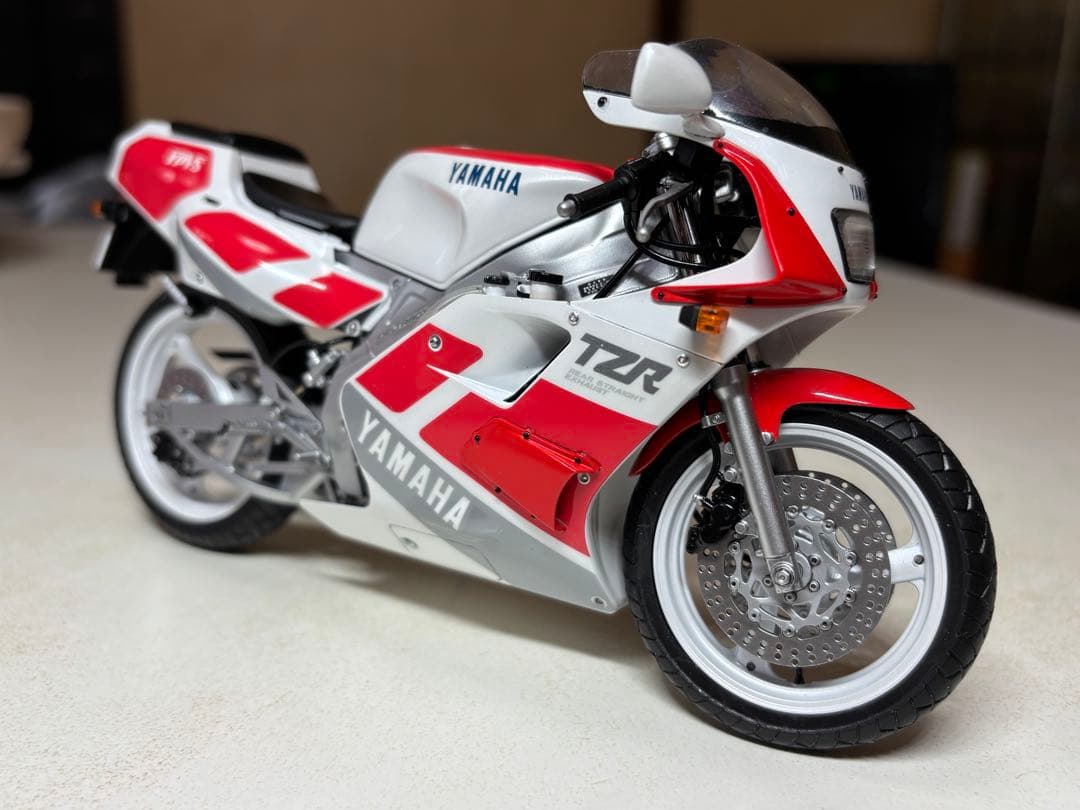 ハセガワ 1/12ヤマハTZR250(3MA)完成品 - メルカリ