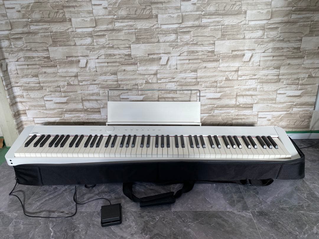 カシオ 電子ピアノ PX-S1000 ホワイト Casio Privia PX-S1000 Digital Piano - White | Sweetwater