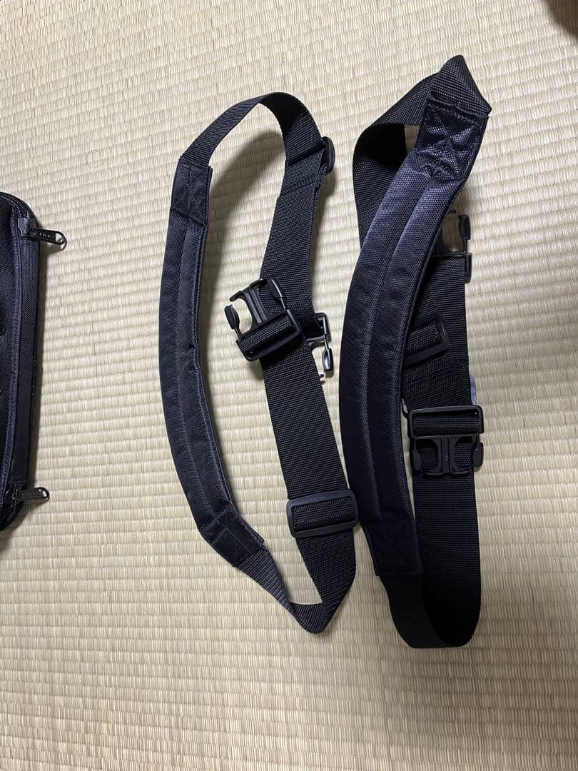 UDGレコードバッグ UltimateSlingBagTrolleyDeLuxe - メルカリ