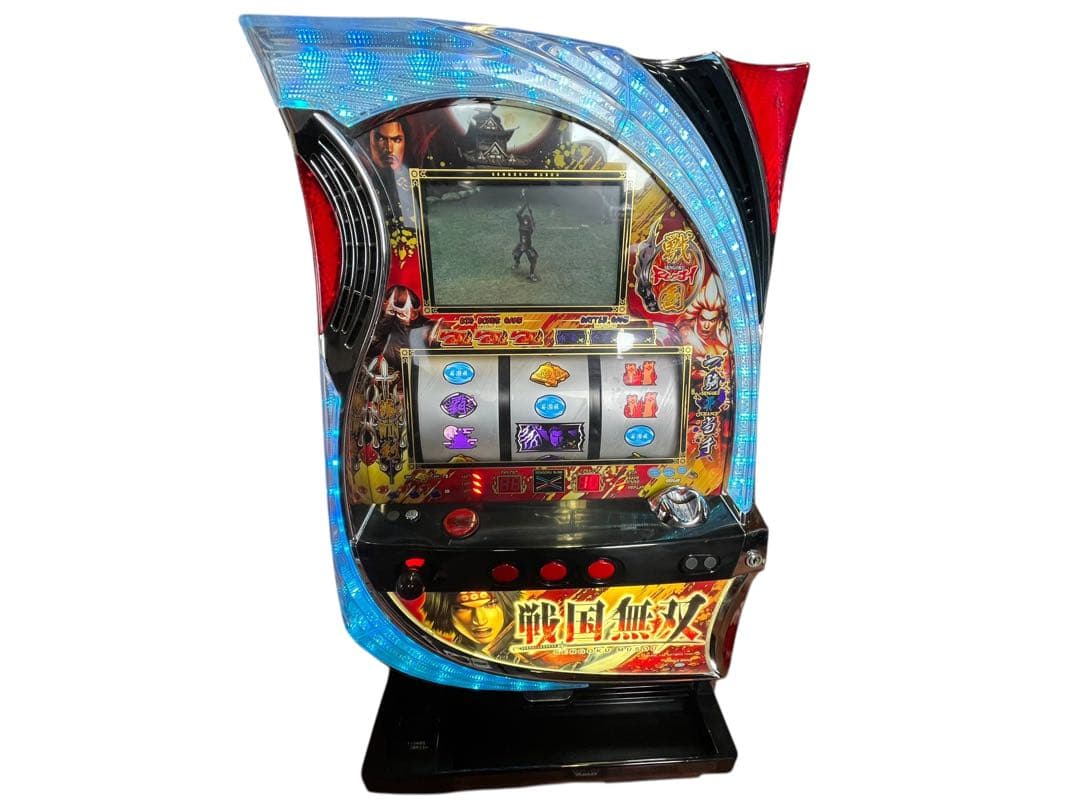 送料込 パチスロ実機 戦国無双 スロット メダル機 山佐 家庭用電源 2026年最新】パチスロ実機 戦国無双の人気アイテム - メルカリ