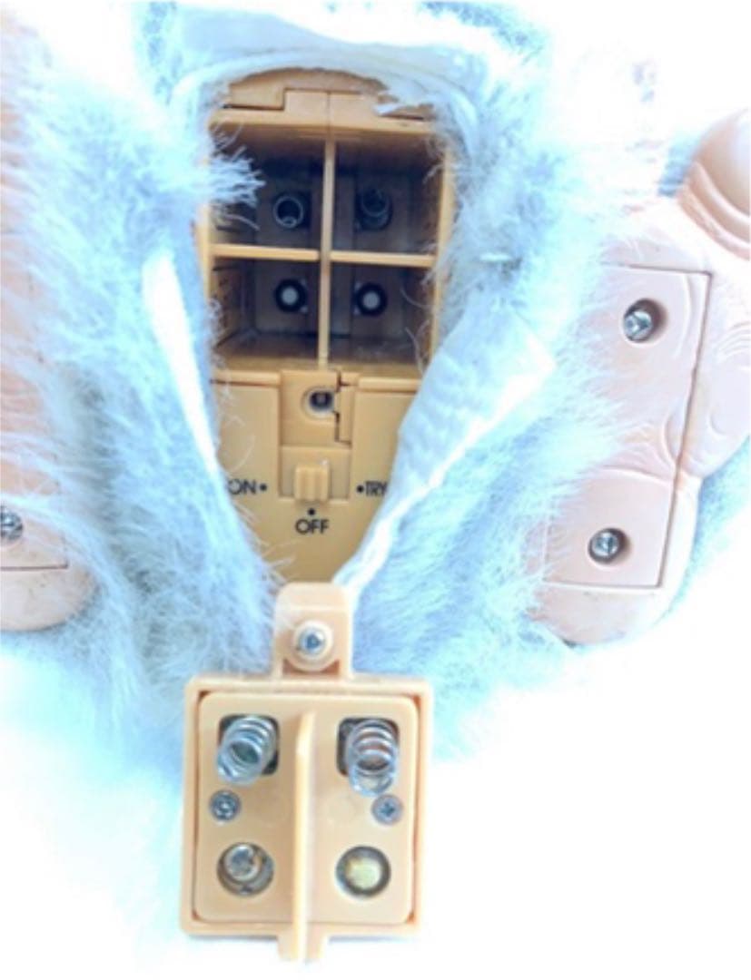 ファービー2 クラウディスカイ 英語版 不稼働 - メルカリ