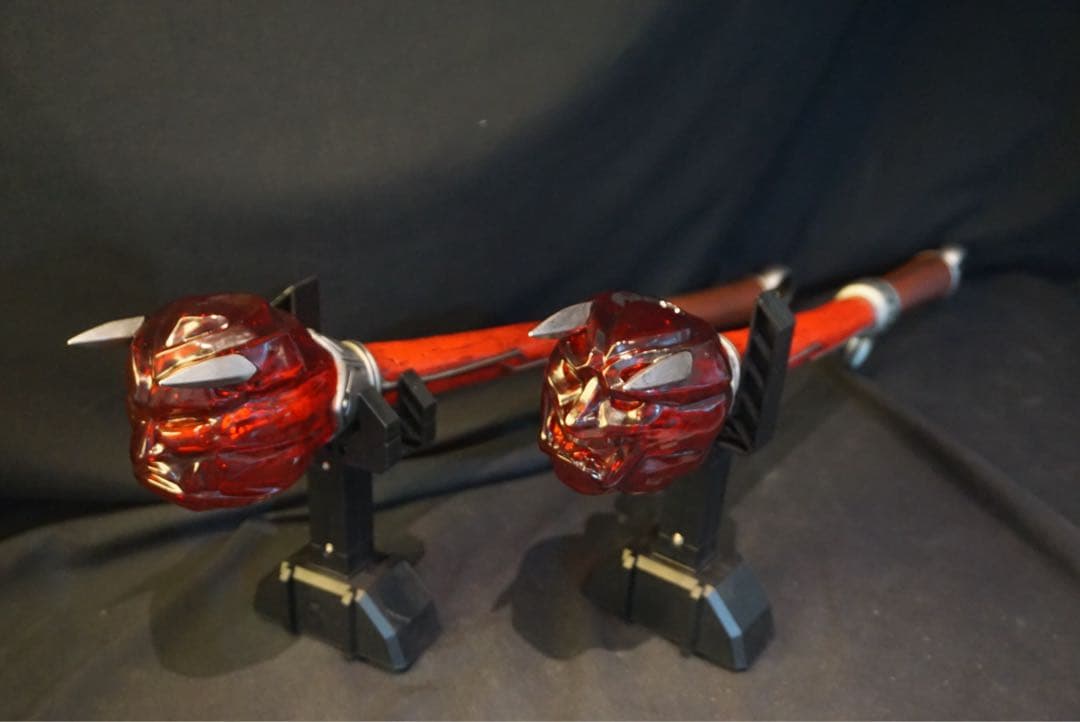 仮面ライダー響鬼 音撃棒 烈火 1：1 プロップスケール - メルカリ