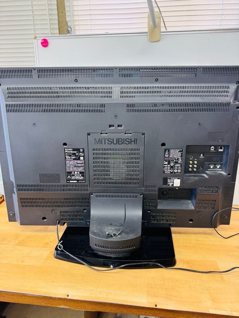 MITSUBISHI 三菱 テレビ 40型 地デジ Blu-ray内蔵 2010
