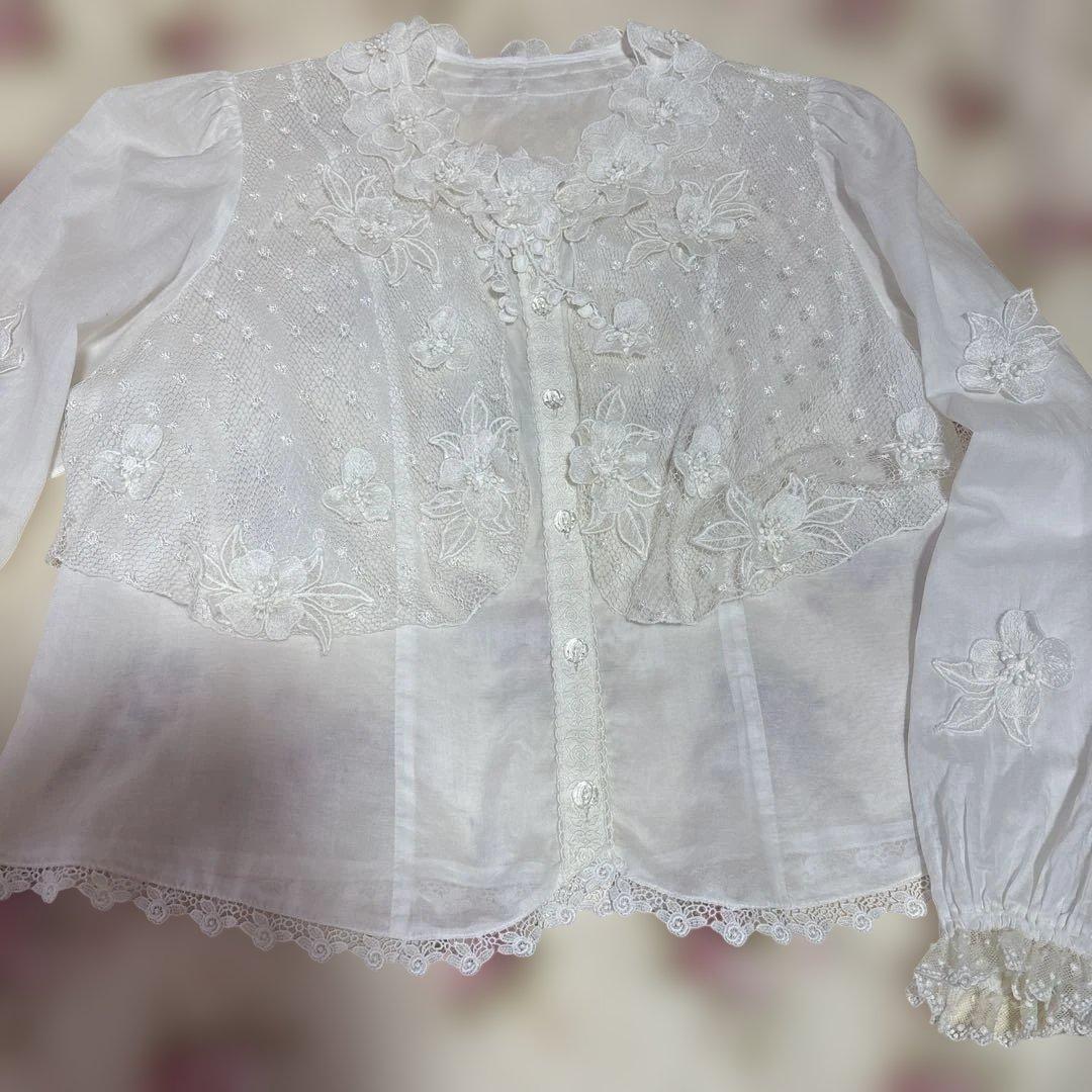 アトリエまりこ♡綿ローン♪レース＆お花のブラウス・ノンノンドール