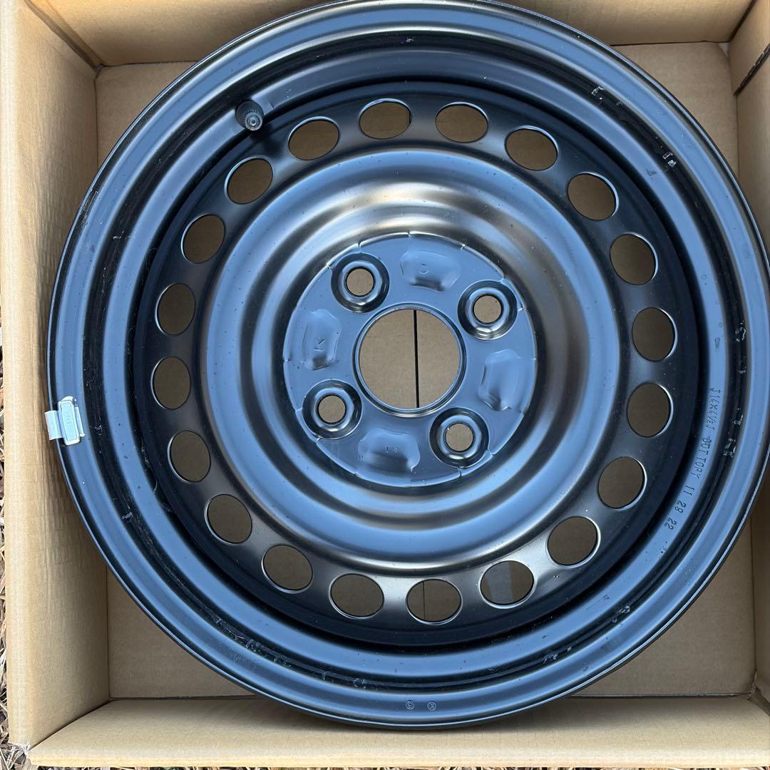 新車外し 14インチ 4.5J ハブ径54mm スチールホイール 4穴 4本