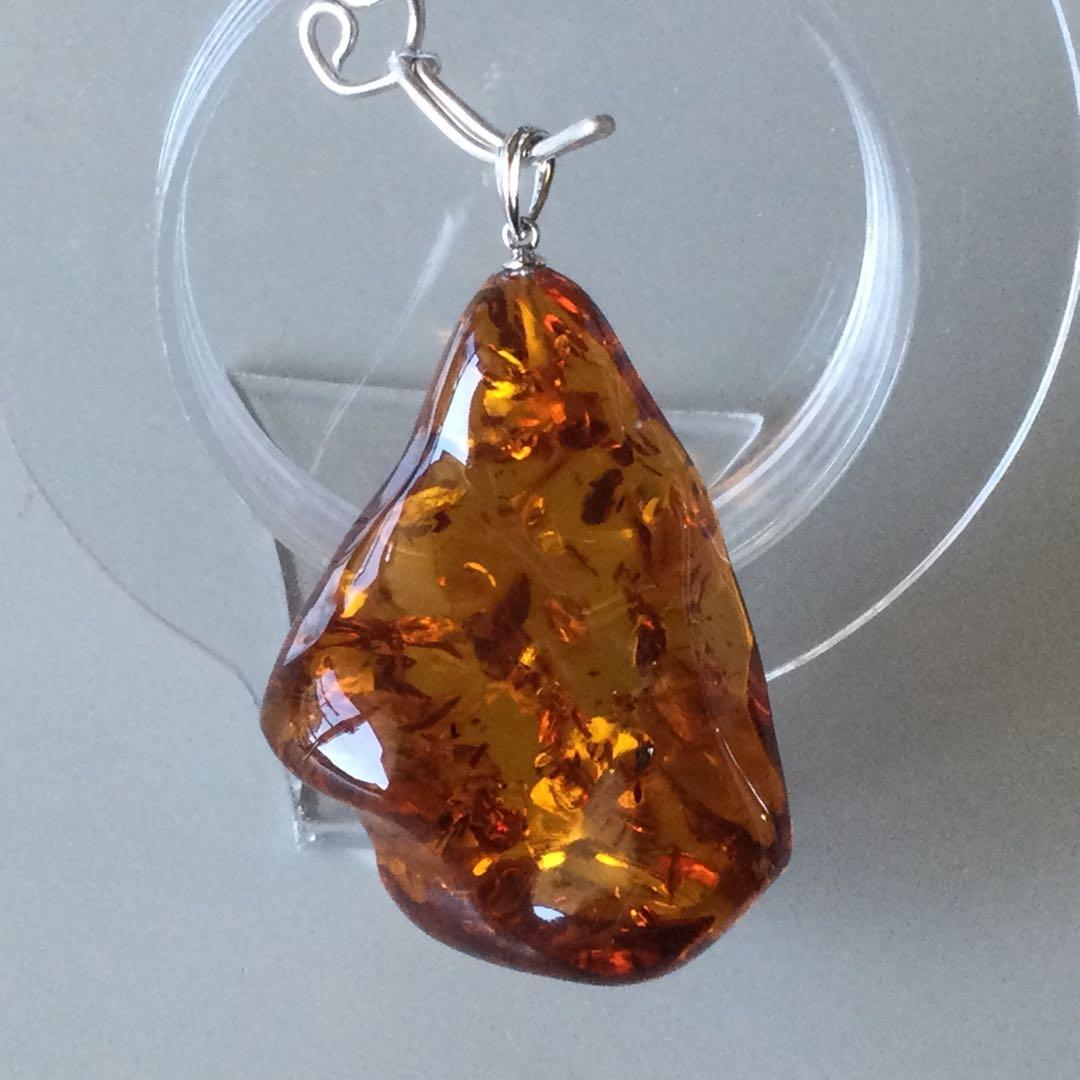 9ムキ(面)のルドラクシャ10mm x 12mmのネックレス インド占星術