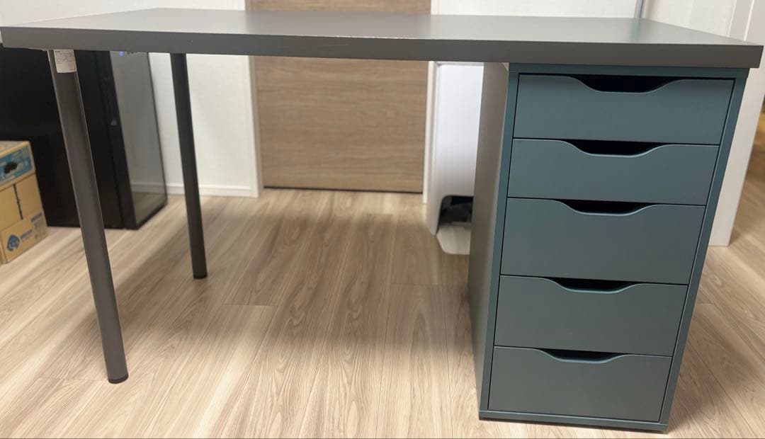 ※説明文必読　IKEA デスク　5段引き出し付き 説明文必読 IKEA デスク 5段引き出し付き IKEA 購入 デスクと引き出し