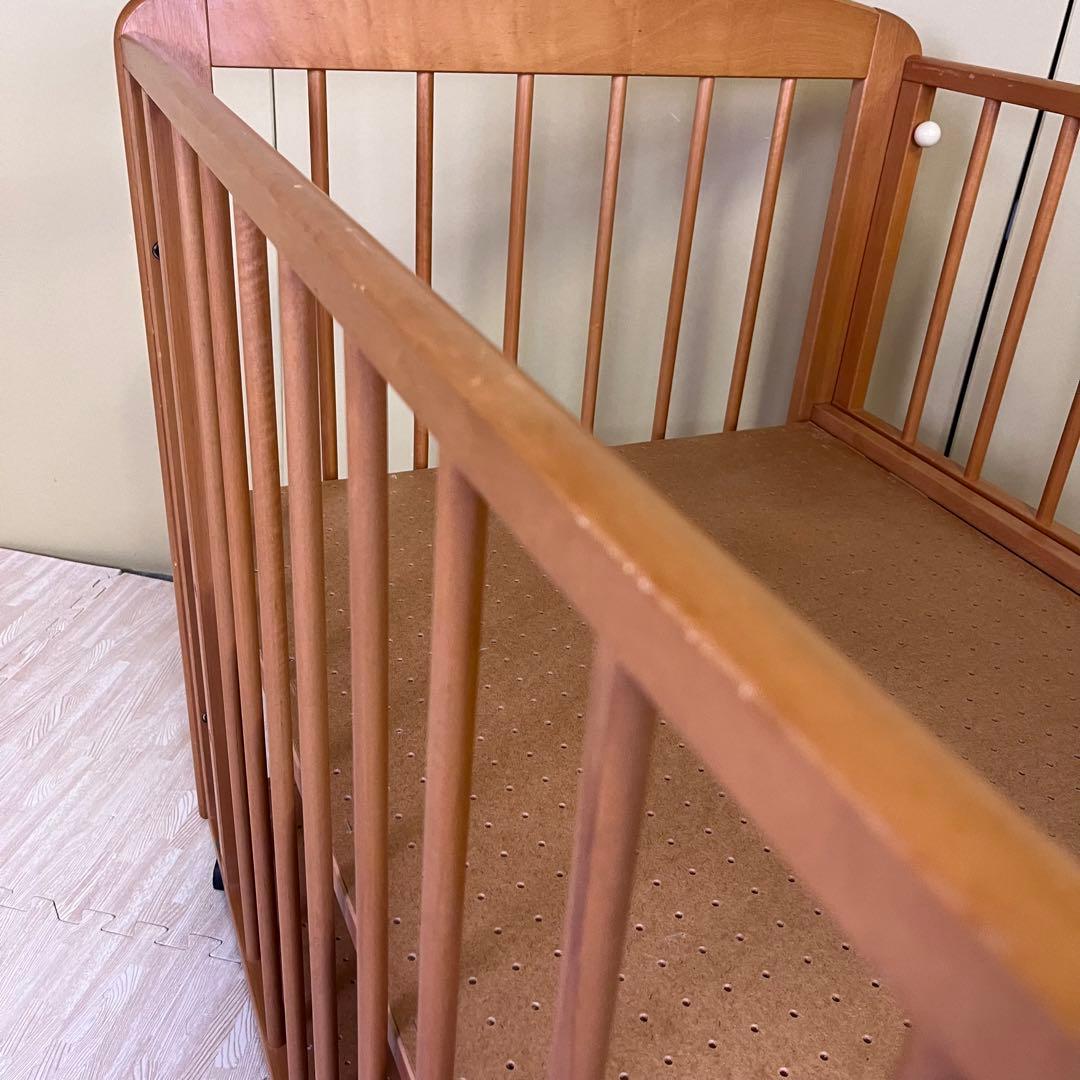 ☆除菌清掃済☆ カトージ くまのプーさん ベビーベッド ライトブラウン