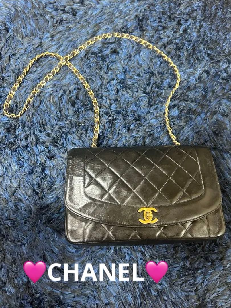 CHANEL ブラック キルティング ショルダーバッグ CHANEL ブラック キルティング ショルダーバッグ - メルカリ