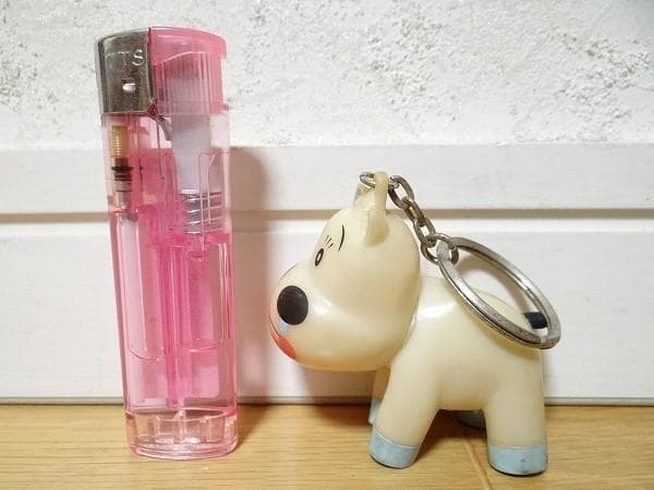 ワンパンマン メタリックチケット ホログラム缶バッジ ゾンビマン