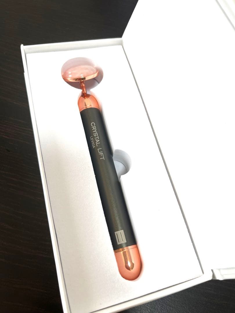 新品】LEVIGA 電動導入 美顔器 クリスタルリフト 天然石 リフトアップ