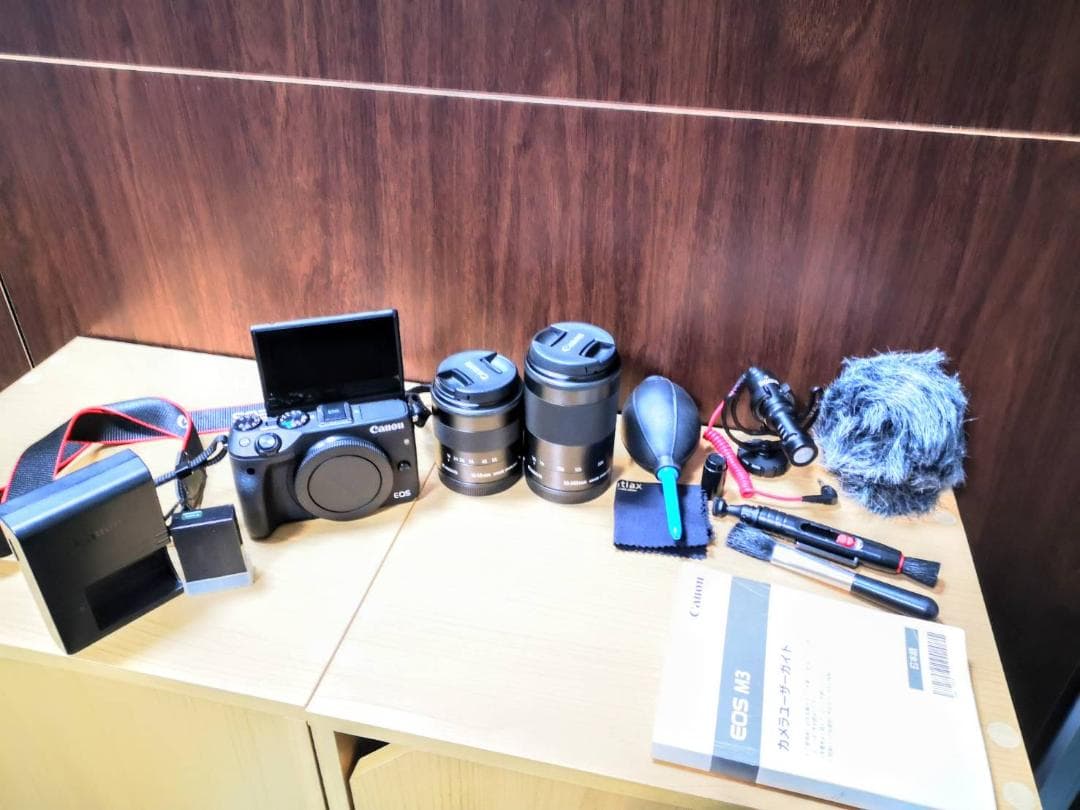 Canon ミラーレス一眼カメラ EOS M3 ダブルズームキット＋マイク等 Amazon | Canon ミラーレス一眼カメラ EOS M3 ダブルレンズキット
