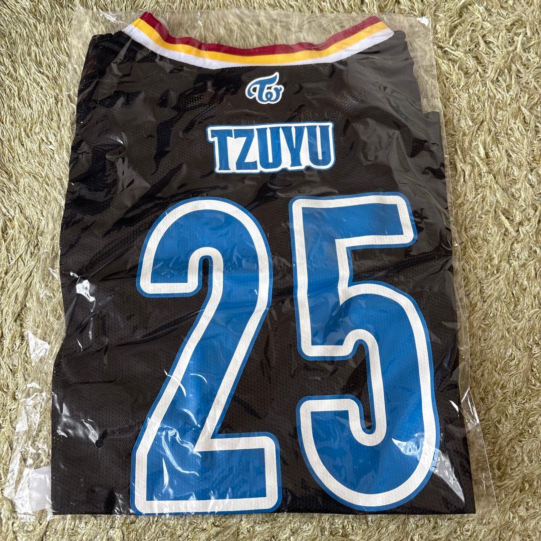 twice ツゥイ メッシュユニフォーム 新品未開封 - メルカリ