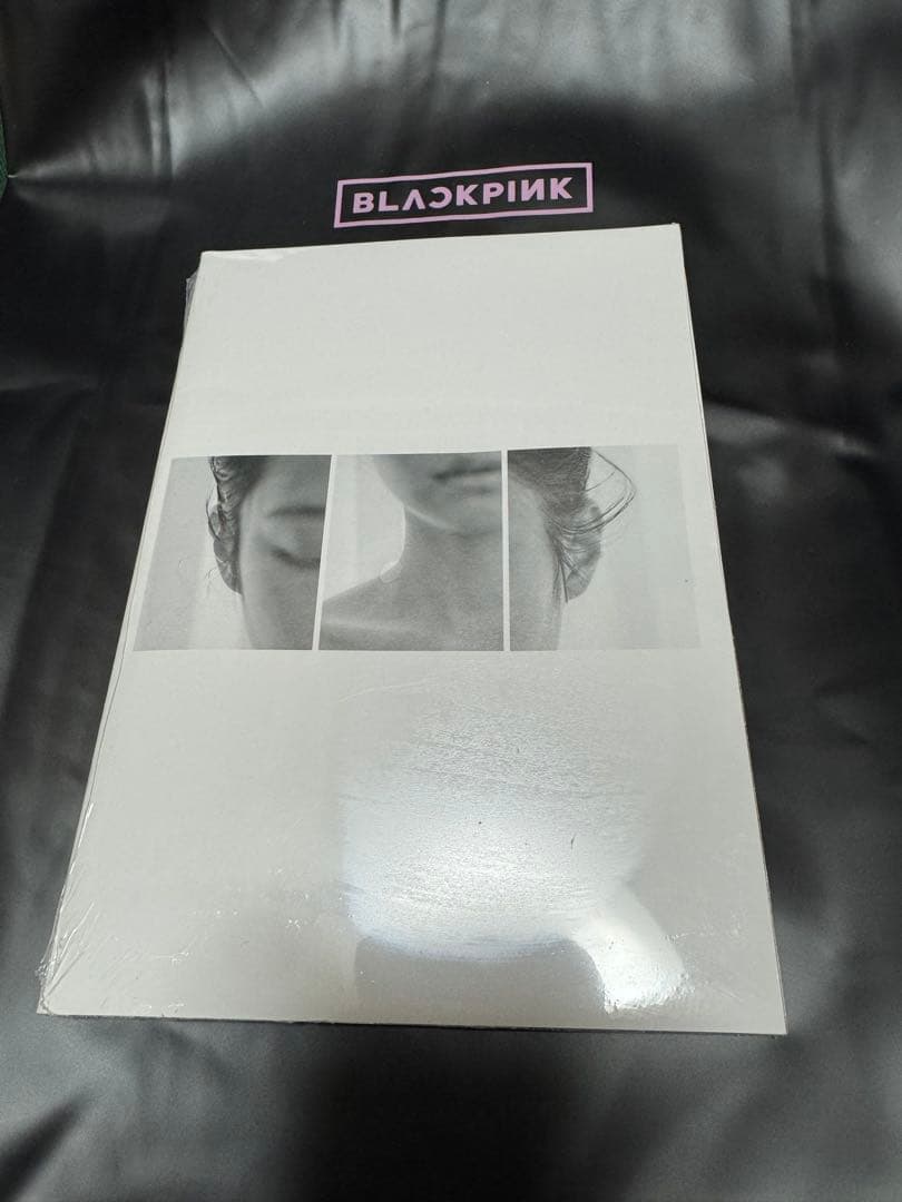 JENNIE J2NNI5 写真展 ジェニー Mini Photozine - メルカリ