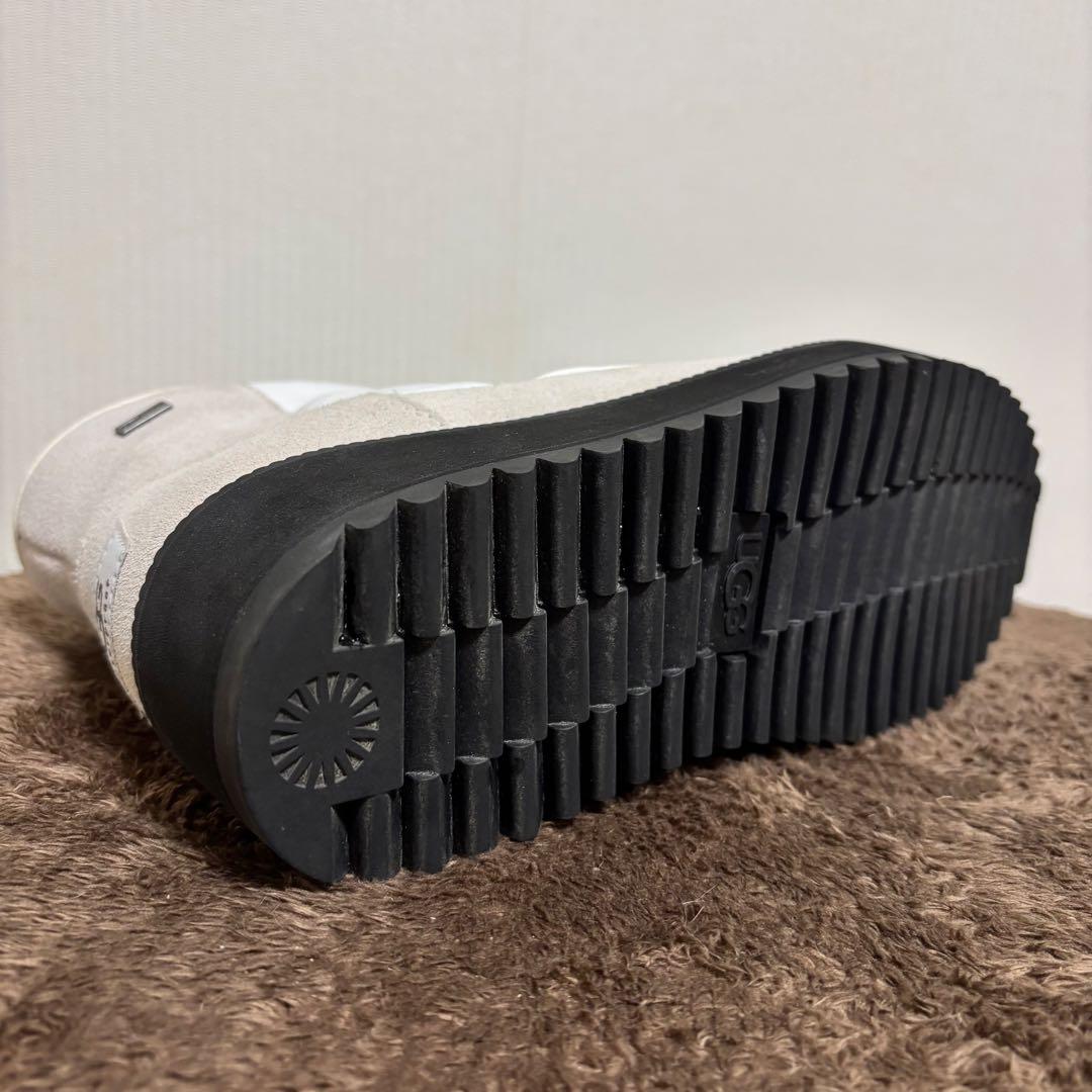 読様 UGG W RIDGE MINI ブーツ 厚底 防水 DRY TECK - メルカリ