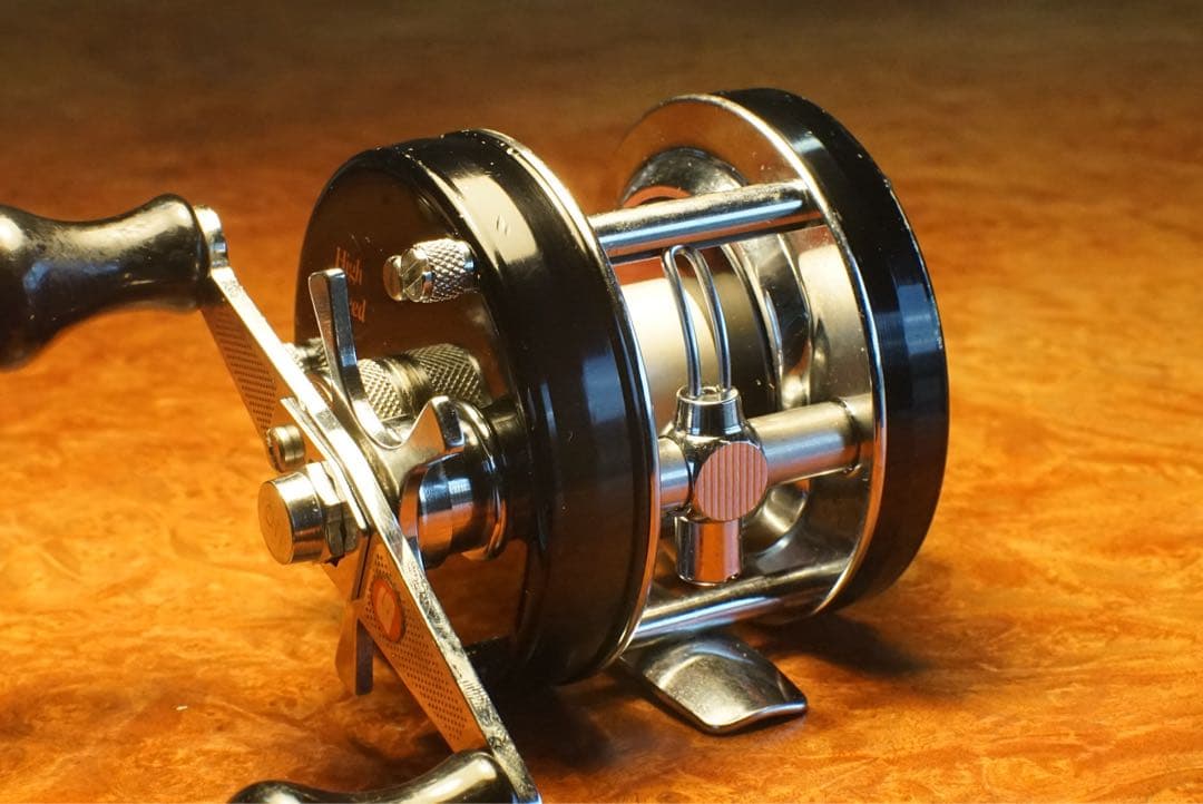 アンバサダー 4600 C メンテ済 フレーム修正済 - リールベストセラー