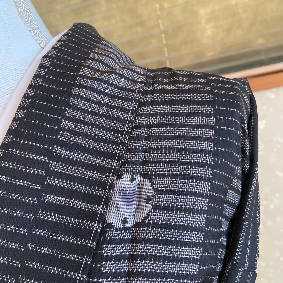 未使用】黒色 泥染本場大島紬 たてわくに雪輪柄 着物（袷） - メルカリ