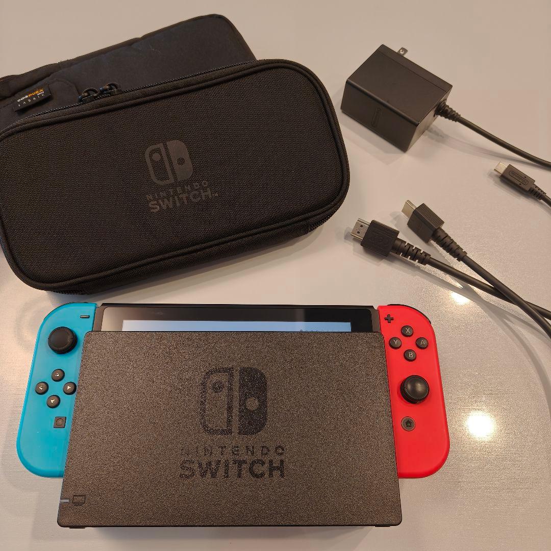 て*む様 Nintendo Switch 本体 キャリーケース付き Nintendo Switch キャリングケース（画面保護シート付き） | おもちゃ