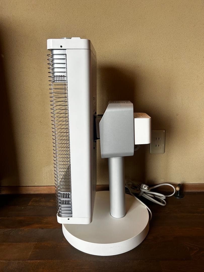DAIKIN ダイキン ERFT11XS-W 遠赤外線ヒーター 20年製