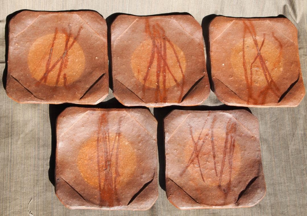 希少作★森陶岳★備前【寒風】角皿５枚組★共箱 Yahoo!オークション -「森陶岳」(皿) (備前)の落札相場・落札価格