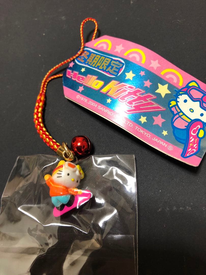 ご当地キティストラップ 激レア 冬季限定 スノボー - メルカリ