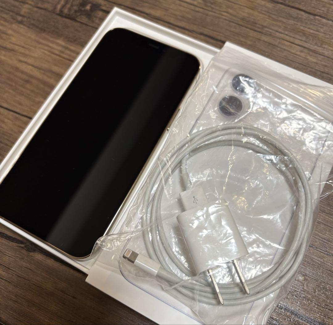 美品　iPhone12pro gold ゴールド　128GB SIMフリー　携帯 iPhone 12 Pro 128GB SIMフリー 中古 スマホ スマートフォン Cランク