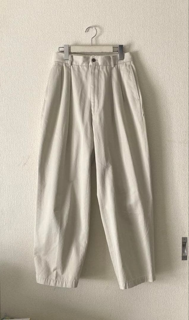 NEAT ニート チノパン　オフホワイト　Bshop ビショップ NEAT - CHINO PANTS