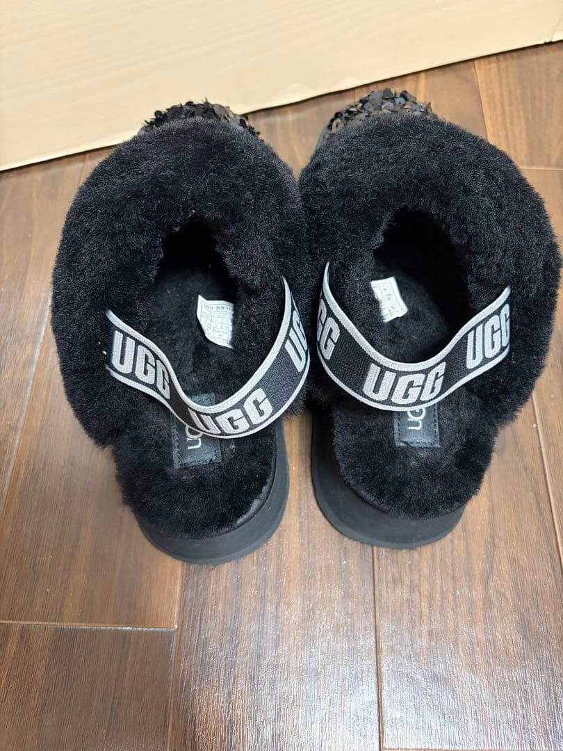 一 番 安い 通販ファッション - 【UGG】Funkette Chunky Sequin厚底