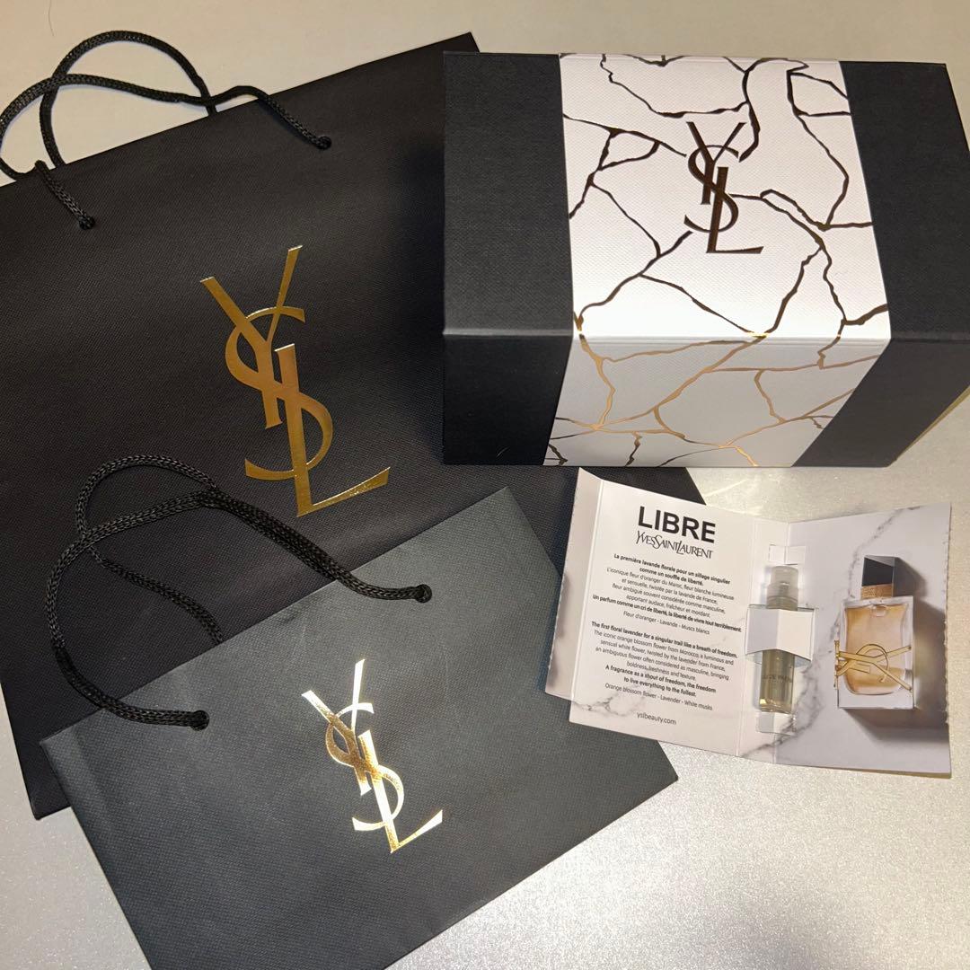 YSLイヴサンローラン ノエル限定 ギフトボックス ショッパー 香水付き