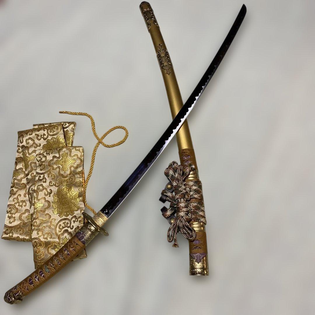 豪華版模造刀(刀袋付) 太刀造り 金茶柄 太刀型金鍔